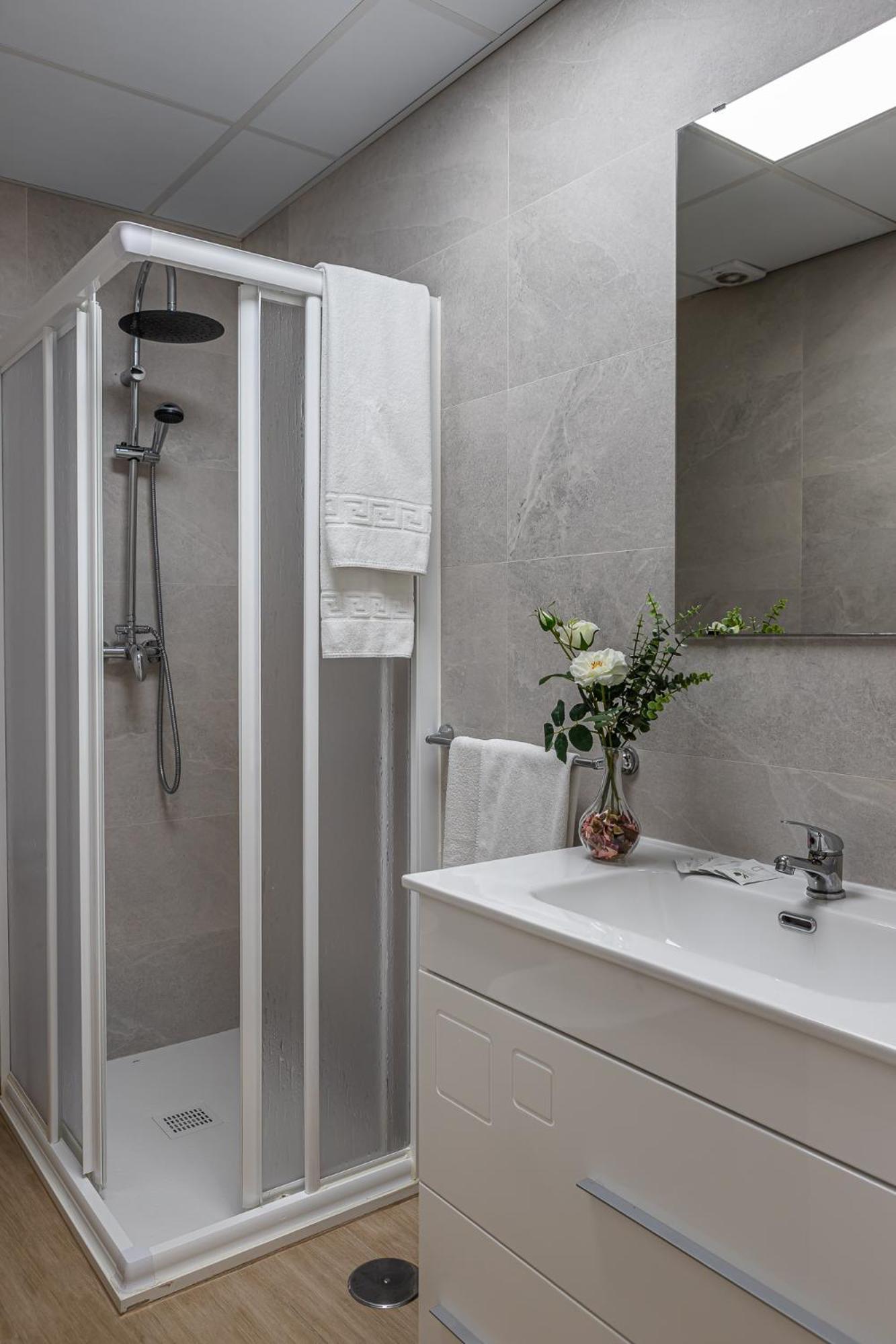 Jardines - Apartamentos & Estudio Ciempozuelos Luaran gambar